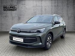 Grün Gebraucht 2025 VW Tiguan Goal SUV | 35.770 € (Superpreis)