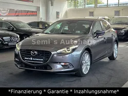 Grau Gebraucht 2017 Mazda 3 Sports-Line Limousine | 13.990 € (Etwas zu teuer)