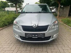 Silber Gebraucht 2013 Skoda Fabia Family Kombi | 4.800 € (Guter Preis)