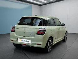 Gelb Neu 2025 Suzuki Swift Kleinwagen | 20.349 €