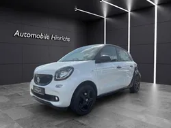 Weiß Gebraucht 2016 Smart ForFour Passion Kleinwagen | 7.499 € (Fairer Preis)