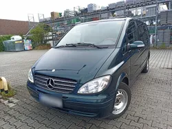 Grün Gebraucht 2006 Mercedes Viano Van / Kleinbus | 6.300 € (Guter Preis)