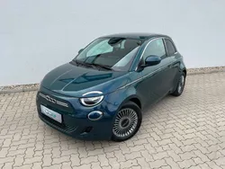 Grün Gebraucht 2023 Fiat 500e Style Kleinwagen | 23.990 € (Etwas zu teuer)