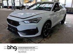 Weiß Gebraucht 2022 Cupra Leon Kombi | 24.630 € (Fairer Preis)