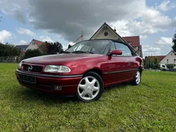 Rot Gebraucht 1995 Opel Astra Cabriolet Edition Cabrio | 2.990 €