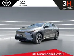 Palladiumsilber metallic Gebraucht 2023 Toyota bZ4X Basis SUV | 37.990 € (Teuer)