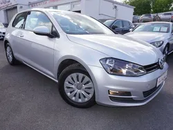 Silber Gebraucht 2015 VW Golf VII Limousine | 13.490 € (Fairer Preis)