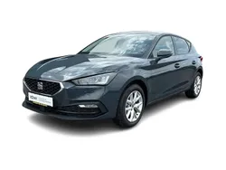 Blau Neu 2025 Seat Leon Limousine | 26.449 € (Etwas zu teuer)