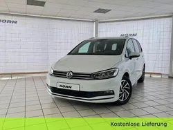 Weiß Gebraucht 2017 VW Touran Sound Van / Kleinbus | 19.990 € (Fairer Preis)