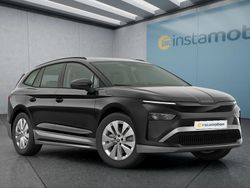 Blau Neu 2025 Skoda Enyaq iV SUV | 40.349 € (Guter Preis)