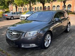 Grau Gebraucht 2012 Opel Insignia Kombi | 4.900 € (Guter Preis)