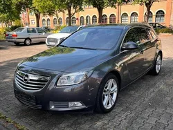 Grau Gebraucht 2012 Opel Insignia Kombi | 4.900 € (Guter Preis)