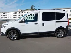 Weiß Gebraucht 2018 Dacia Dokker Stepway Van | 11.880 € (Fairer Preis)