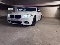 Weiß Gebraucht 2014 BMW 530 Kombi | 15.000 € (Teuer)