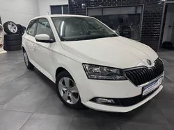 Weiß Gebraucht 2019 Skoda Fabia Ambition Limousine | 10.499 € (Fairer Preis)