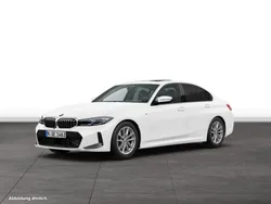 Weiß Gebraucht 2024 BMW 330 Limousine | 49.100 € (Etwas zu teuer)