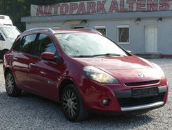 Rot Gebraucht 2012 Renault Clio GrandTour Dynamique Kombi | 1.990 €