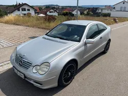 Silber Gebraucht 2002 Mercedes C180 Avantgarde Limousine | 2.000 € (Fairer Preis)