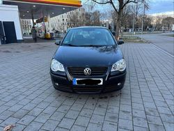 Schwarz Gebraucht 2006 VW Polo Limousine | 1.350 € (Guter Preis)