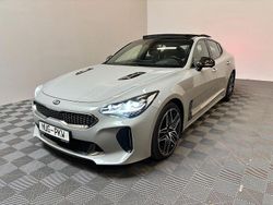 Silber Gebraucht 2021 Kia Stinger Kleinwagen | 32.990 € (Fairer Preis)
