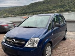 Blau Gebraucht 2004 Opel Meriva Van / Kleinbus | 1.500 € (Guter Preis)