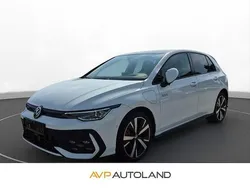 Weiß Gebraucht 2024 VW Golf VIII GTE Limousine | 38.500 €