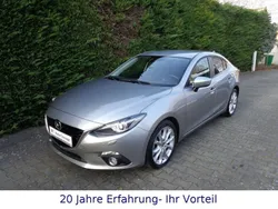 Grau Gebraucht 2015 Mazda 3 Sports-Line Limousine | 12.990 € (Guter Preis)