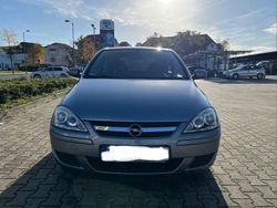 Silber Gebraucht 2005 Opel Corsa Limousine | 3.000 € (Fairer Preis)