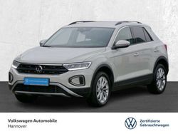 Ascotgrau Gebraucht 2023 VW T-Roc Life SUV | 24.950 € (Guter Preis)