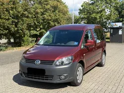 Rot Gebraucht 2012 VW Caddy Maxi Van / Kleinbus | 9.390 € (Etwas zu teuer)