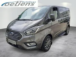 Grau Gebraucht 2021 Ford Tourneo Custom Titanium X Van / Kleinbus | 37.980 € (Fairer Preis)