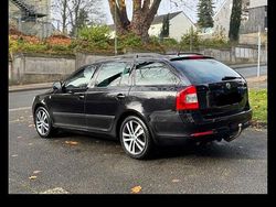 Schwarz Gebraucht 2012 Skoda Octavia Style Kombi | 4.500 € (Fairer Preis)