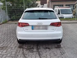 Weiß Gebraucht 2015 Audi A3 Sport Limousine | 11.700 € (Etwas zu teuer)
