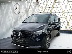 Obsidianschwarz metallic Gebraucht 2024 Mercedes V300 Avantgarde Van / Kleinbus | 74.957 € (Teuer)