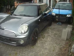 Grau Gebraucht 2010 Mini Cooper Kleinwagen | 2.700 € (Superpreis)