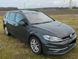 Grau Gebraucht 2020 VW Golf VII Kombi | 16.900 € (Guter Preis)