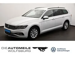 Gletscherweiß metallic (metallic) Gebraucht 2023 VW Passat Business Kombi | 30.390 € (Guter Preis)
