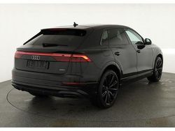 Mythos schwarz metallic Neu 2025 Audi Q8 S-Line SUV | 92.995 € (Superpreis)