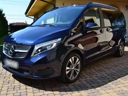 Blau Gebraucht 2017 Mercedes V250 Van / Kleinbus | 37.800 € (Superpreis)