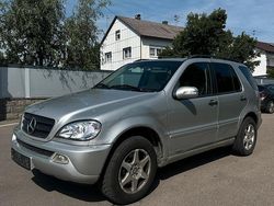 Silber Gebraucht 2004 Mercedes ML270 SUV | 4.800 €
