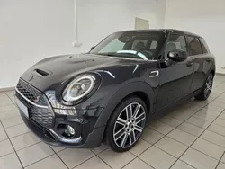 Enigmatic black metallic Gebraucht 2022 Mini Cooper S Clubman Kombi | 32.990 € (Etwas zu teuer)