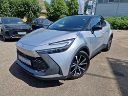 Silber (metallic) Gebraucht 2024 Toyota C-HR Team SUV | 29.490 € (Teuer)