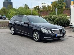 Schwarz Gebraucht 2011 Mercedes E220 Avantgarde Limousine | 6.899 € (Superpreis)