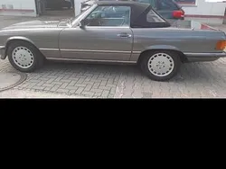 Grau Gebraucht 1986 Mercedes SL420 Cabrio | 62.500 €