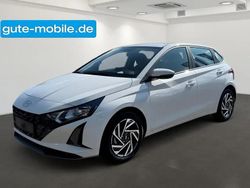 Atlas white / sol Neu 2026 Hyundai i20 Trend Limousine | 22.590 € (Fairer Preis)