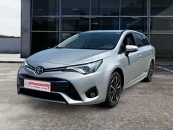 Platinsilber metallic Gebraucht 2018 Toyota Avensis Basis Kombi | 18.460 € (Fairer Preis)