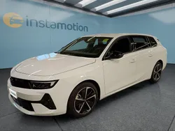 Weiß Gebraucht 2024 Opel Astra Kombi | 25.099 € (Fairer Preis)