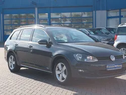Grau Gebraucht 2014 VW Golf VII Comfortline Kombi | 8.490 € (Fairer Preis)