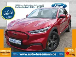Lucidrot metallic Gebraucht 2021 Ford Mustang Mach-E SUV | 39.950 € (Etwas zu teuer)