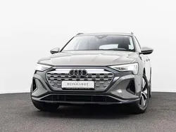 Chronosgrau metallic Gebraucht 2023 Audi Q8 e-tron Advanced SUV | 46.925 € (Guter Preis)